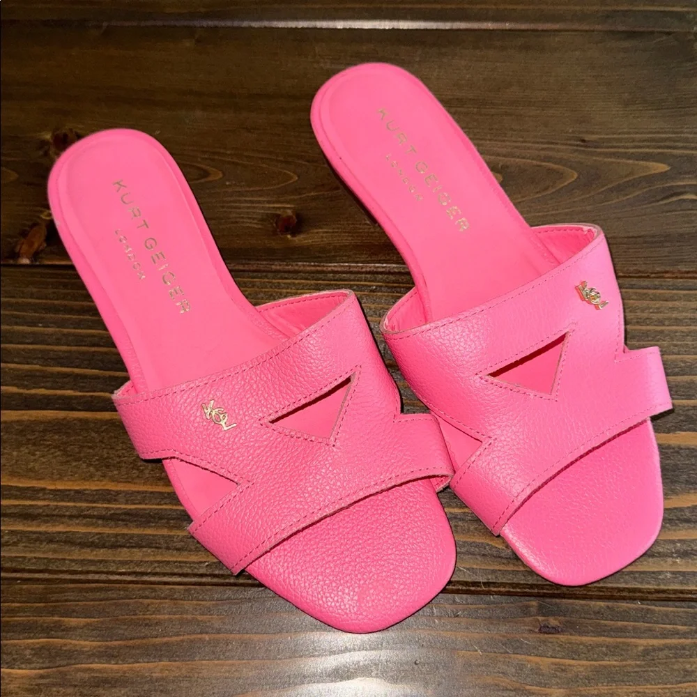 KURT GEIGER LONDON Odina Cut-out Leather Slides